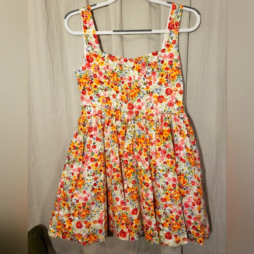 Mini Sundress with Pockets! - Picture 7 of 10